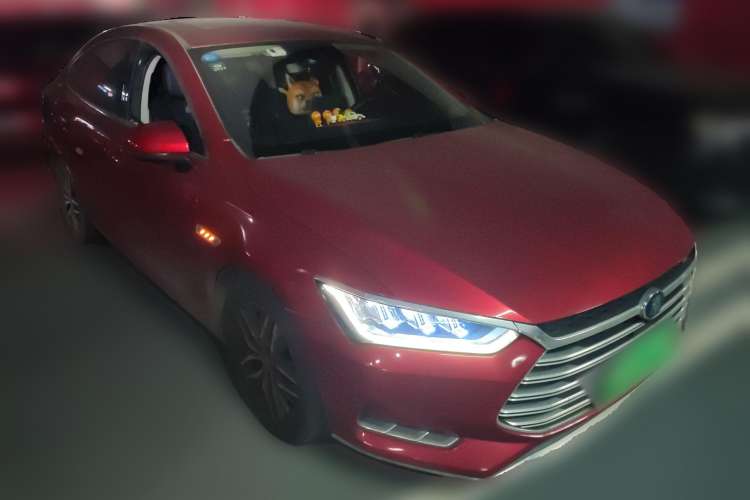 Used BYD Qin Pro New Energy 2018 DM 1.5TI Automatic Smart Connect Enjoyment Model Front Right 45 Deg