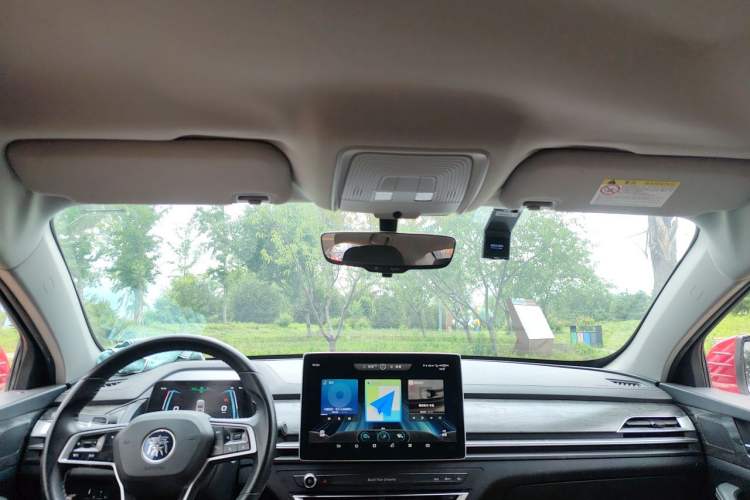 Used BYD Qin Pro New Energy 2018 DM 1.5TI Automatic Smart Connect Dynamic Model Headliner