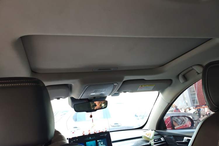 Used BYD Qin Pro New Energy 2018 DM 1.5TI Automatic Smart Connect Elite Model Headliner