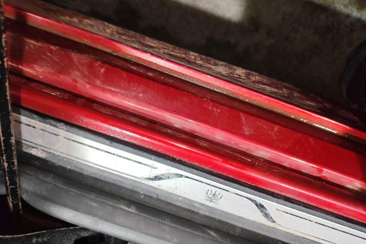 Used BYD Qin Pro New Energy 2018 DM 1.5TI Automatic Smart Connect Elite Model Left Side Sill