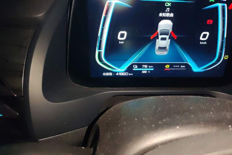 Used BYD Qin Pro New Energy 2018 DM 1.5TI Automatic Smart Connect Enjoyment Model Odometer Close Up