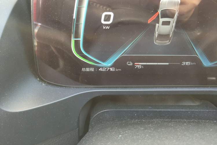 Used BYD Qin Pro New Energy 2018 EV500 Smart Connect Elite Model Odometer Close Up