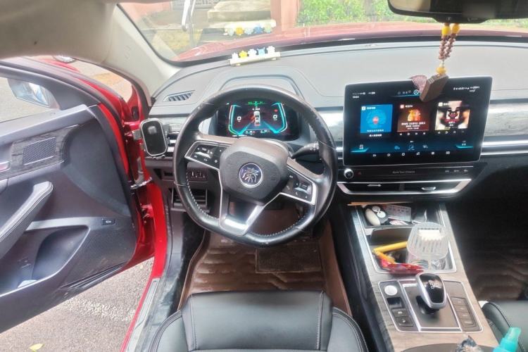 Used BYD Qin Pro New Energy 2018 DM 1.5TI Automatic Smart Connect Elite Model Steering Wheel