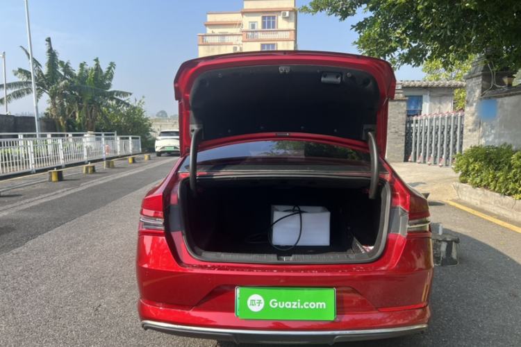 Used BYD Qin Pro New Energy 2018 DM 1.5TI Automatic Smart Connect Elite Model Trunk