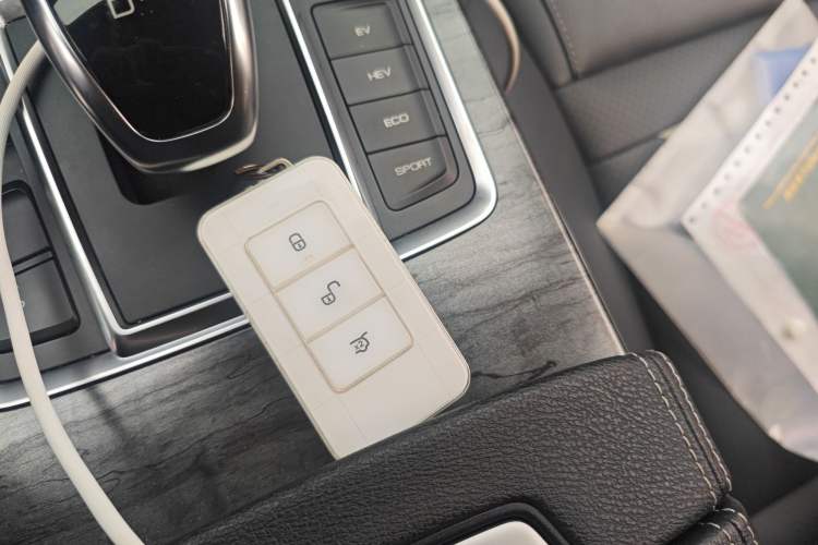 Used BYD Qin Pro New Energy 2018 DM 1.5TI Automatic Smart Connect Elite Model Vehicle Key