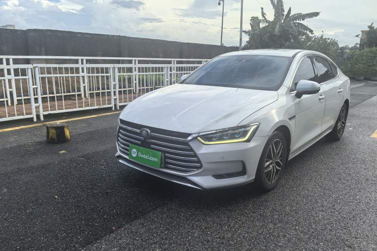 Ojetý BYD Qin Pro New Energy 2018 DM 1.5TI Automatic Smart Connect Elite Model Guazi used car, China used car export, Used car for sale, Used  cars, Cheapest cars for sale