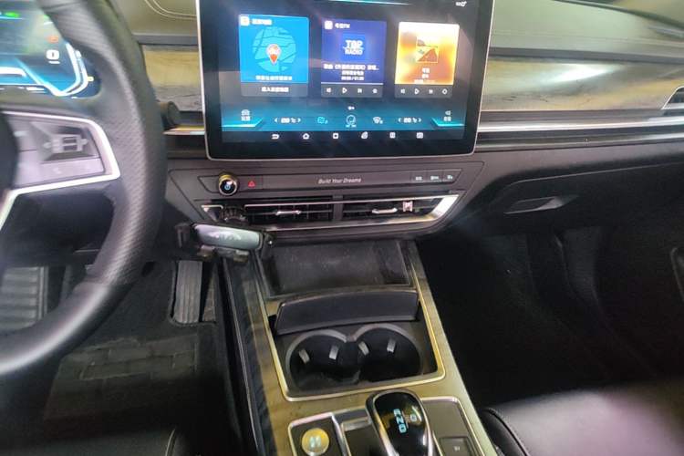 Used BYD Qin Pro New Energy 2018 DM 1.5TI Automatic Smart Connect Elite Model Audio And AC Panel