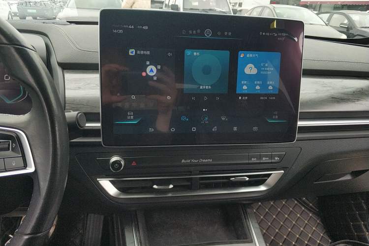 Used BYD Qin Pro New Energy 2018 EV500 Smart Connect Elite Model Audio And AC Panel