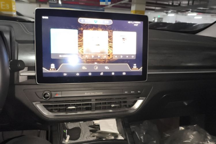 Used BYD Qin Pro New Energy 2018 DM 1.5TI Automatic Smart Connect Dynamic Model Audio And AC Panel