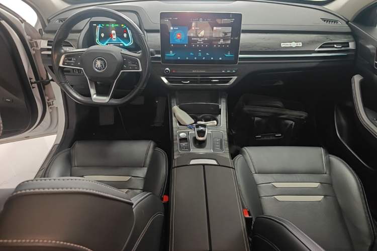Used BYD Qin Pro New Energy 2018 EV500 Smart Connect Elite Model Center Console