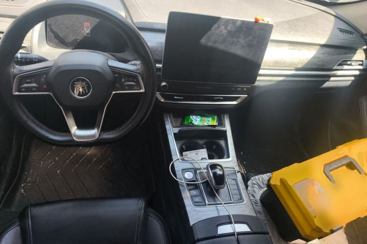 Used BYD Qin Pro New Energy 2018 EV500 Developer Edition Professional Model Center Console
