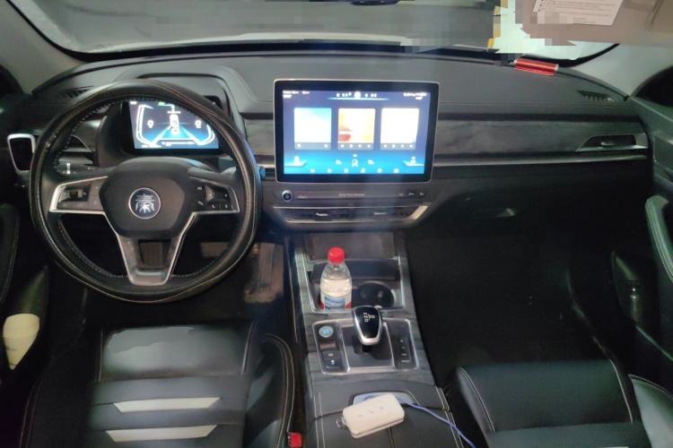 Used BYD Qin Pro New Energy 2018 EV500 Smart Connect Elite Model Center Console