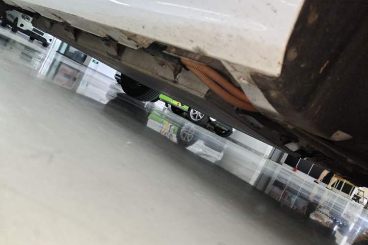 Used BYD Qin Pro New Energy 2018 EV500 Smart Connect Elite Model Chassis Front Right