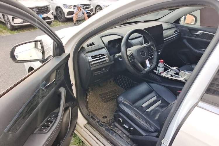 Used BYD Qin Pro New Energy 2018 EV500 Smart Connect Elite Model Driver Seat