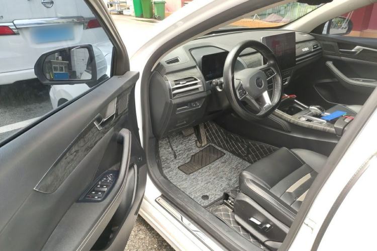 Used BYD Qin Pro New Energy 2018 DM 1.5TI Automatic Smart Connect Elite Model Driver Seat