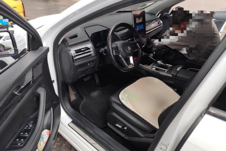 Used BYD Qin Pro New Energy 2018 DM 1.5TI Automatic Smart Connect Elite Model Driver Seat