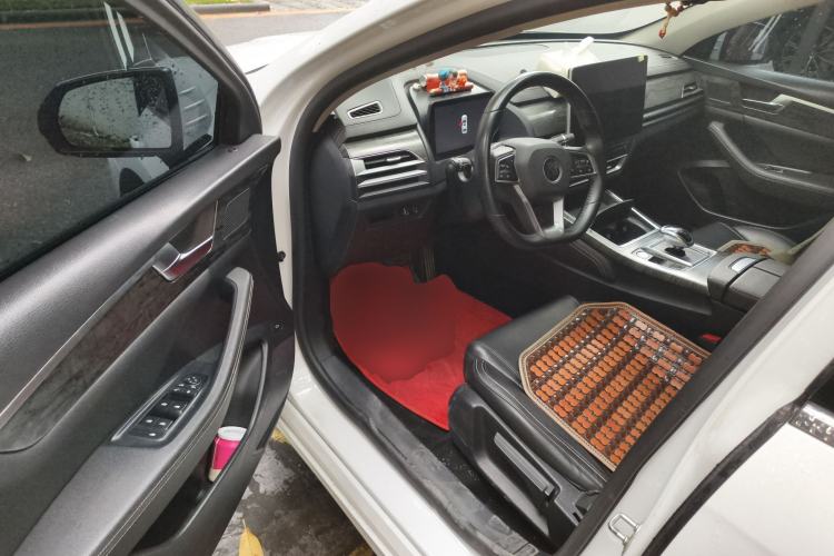 Used BYD Qin Pro New Energy 2018 DM 1.5TI Automatic Smart Connect Dynamic Model Driver Seat