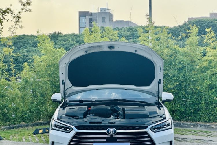 Used BYD Qin Pro New Energy 2018 DM 1.5TI Automatic Smart Connect Elite Model Engine Bay