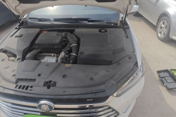 Used BYD Qin Pro New Energy 2018 DM 1.5TI Automatic Smart Connect Elite Model Engine Bay Left