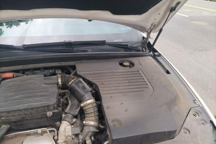 Used BYD Qin Pro New Energy 2018 DM 1.5TI Automatic Smart Connect Elite Model Engine Bay Left