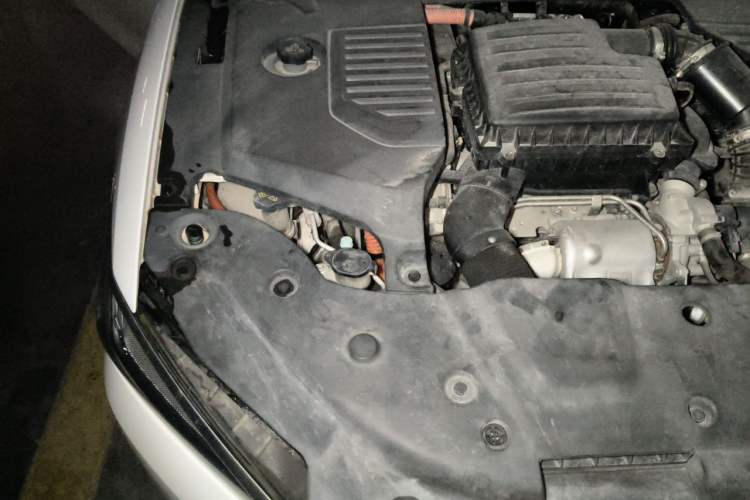 Used BYD Qin Pro New Energy 2018 DM 1.5TI Automatic Smart Connect Elite Model Engine Bay Right