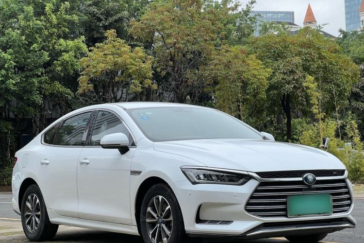 Used BYD Qin Pro New Energy 2018 DM 1.5TI Automatic Smart Connect Dynamic Model Exterior 2