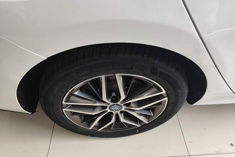 Used BYD Qin Pro New Energy 2018 DM 1.5TI Automatic Smart Connect Elite Model Exterior 5