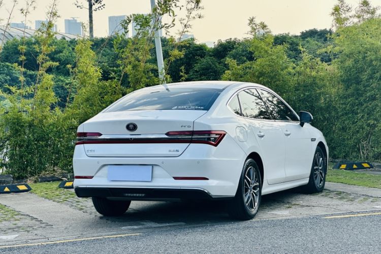 Used BYD Qin Pro New Energy 2018 DM 1.5TI Automatic Smart Connect Elite Model Exterior 5