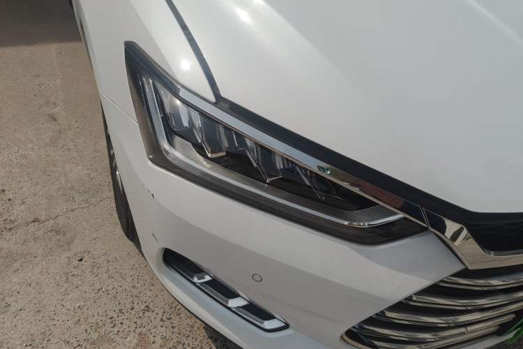 Used BYD Qin Pro New Energy 2018 DM 1.5TI Automatic Smart Connect Elite Model Exterior 6