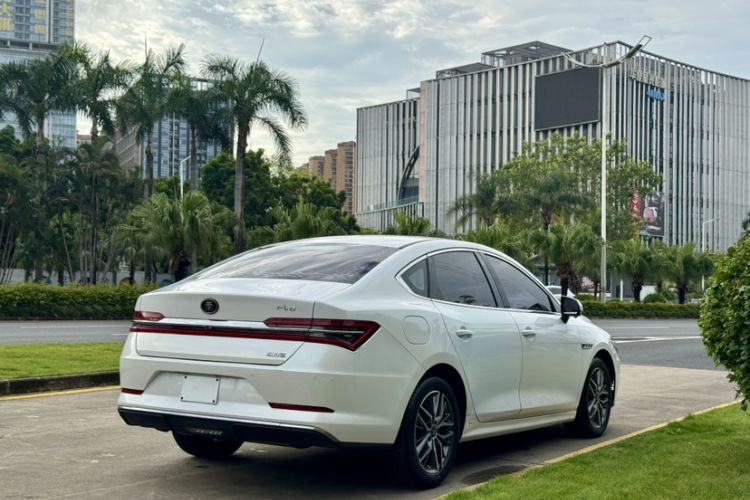 Used BYD Qin Pro New Energy 2018 DM 1.5TI Automatic Smart Connect Enjoyment Model Exterior 9