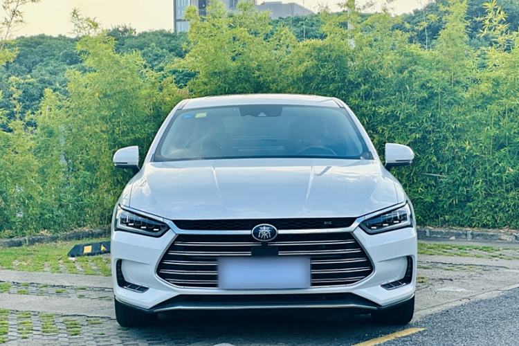 Used BYD Qin Pro New Energy 2018 DM 1.5TI Automatic Smart Connect Elite Model Exterior 9