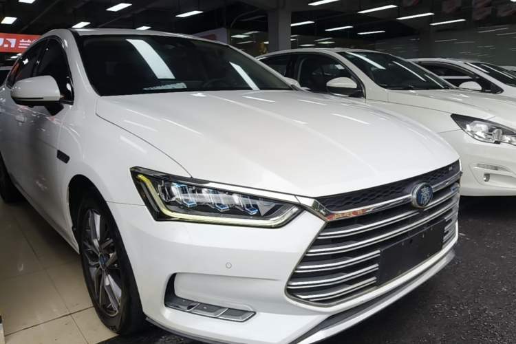 Used BYD Qin Pro New Energy 2018 DM 1.5TI Automatic Smart Connect Enjoyment Model Front Right 45 Deg