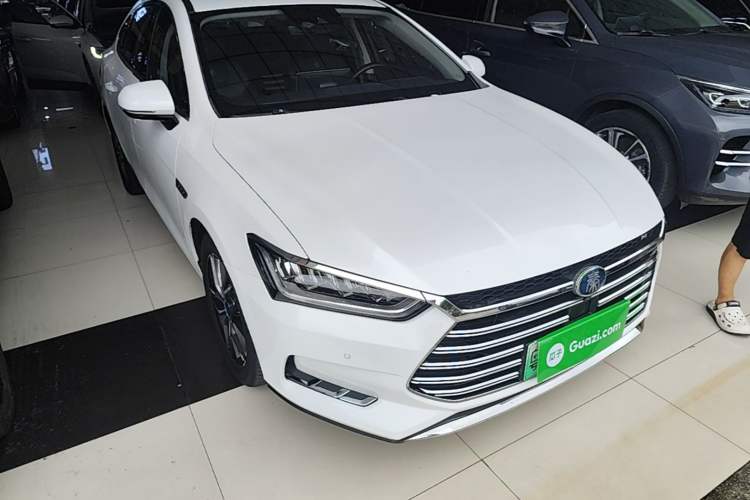 Used BYD Qin Pro New Energy 2018 DM 1.5TI Automatic Smart Connect Elite Model Front Right 45 Deg