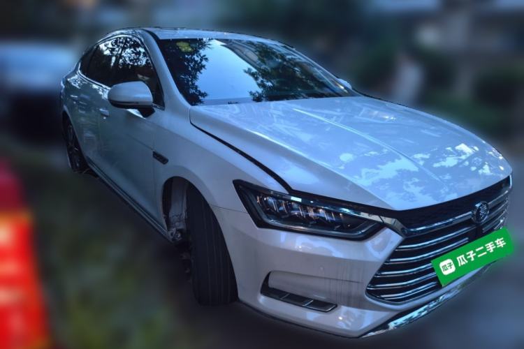 Used BYD Qin Pro New Energy 2018 DM 1.5TI Automatic Smart Connect Elite Model Front Right 45 Deg