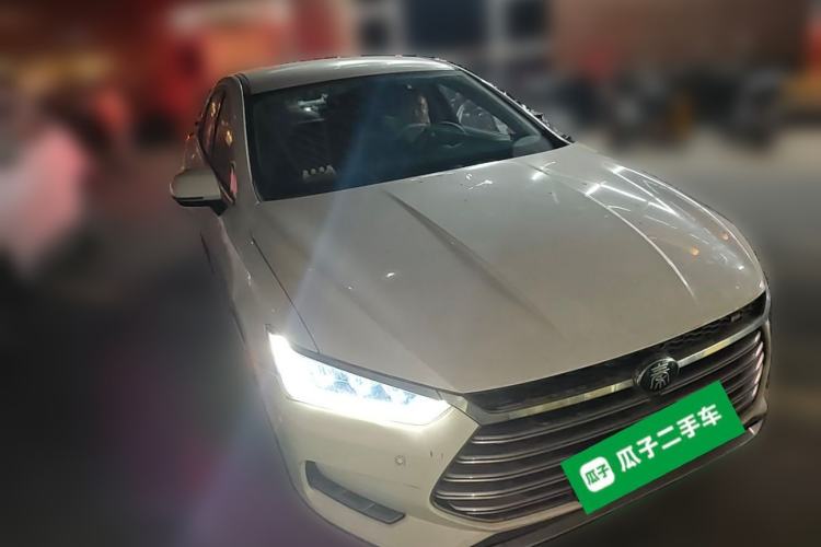 Used BYD Qin Pro New Energy 2018 DM 1.5TI Automatic Smart Connect Dynamic Model Front Right 45 Deg