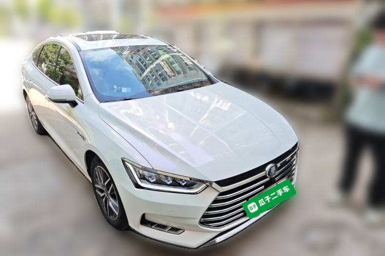 Used BYD Qin Pro New Energy 2018 DM 1.5TI Automatic Smart Connect Elite Model Front Right 45 Deg
