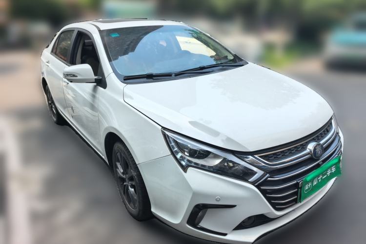 Used BYD Qin Pro New Energy 2018 DM 1.5TI Automatic Smart Connect Enjoyment Model Front Right 45 Deg