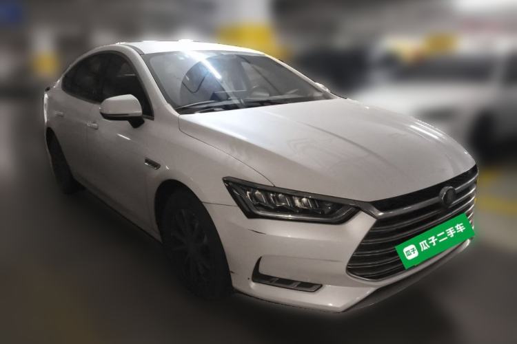 Used BYD Qin Pro New Energy 2018 DM 1.5TI Automatic Smart Connect Dynamic Model Front Right 45 Deg