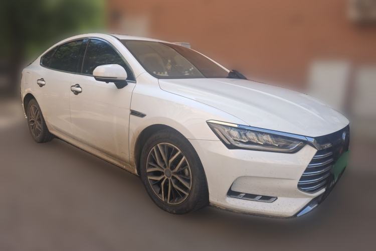 Used BYD Qin Pro New Energy 2018 DM 1.5TI Automatic Smart Connect Enjoyment Model Front Right 45 Deg