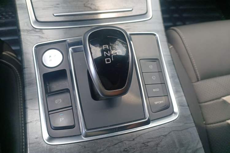Used BYD Qin Pro New Energy 2018 EV500 Smart Connect Elite Model Gear Lever
