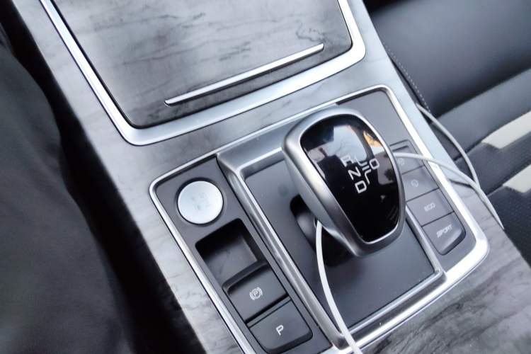 Used BYD Qin Pro New Energy 2018 EV500 Smart Connect Elite Model Gear Lever
