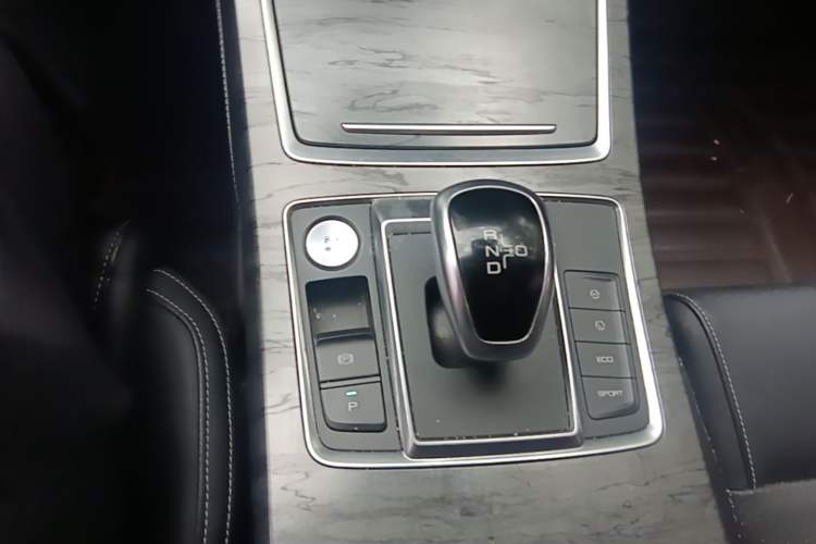 Used BYD Qin Pro New Energy 2018 EV500 Smart Connect Elite Model Gear Lever