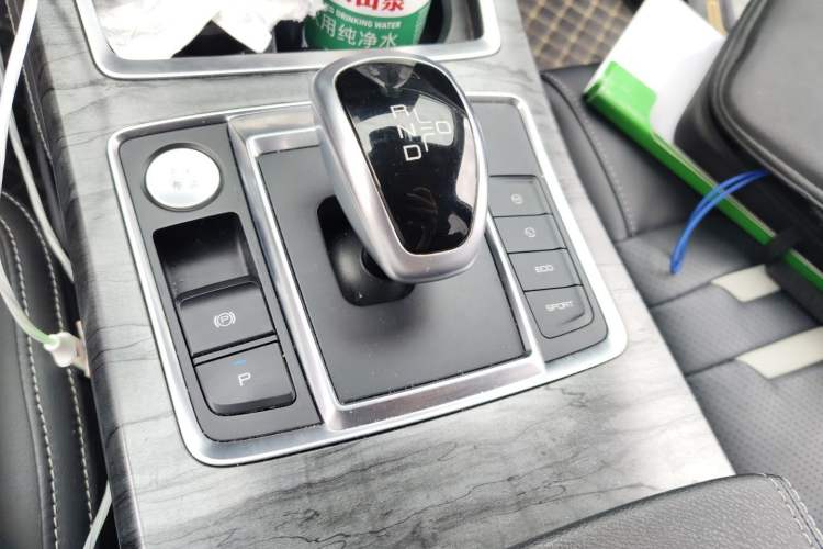 Used BYD Qin Pro New Energy 2018 EV500 Smart Connect Elite Model Gear Lever