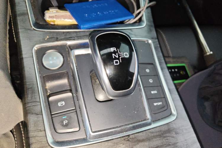 Used BYD Qin Pro New Energy 2018 EV500 Smart Connect Elite Model Gear Lever