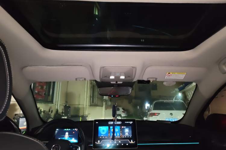 Used BYD Qin Pro New Energy 2018 DM 1.5TI Automatic Smart Connect Enjoyment Model Headliner