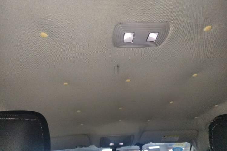Used BYD Qin Pro New Energy 2018 DM 1.5TI Automatic Smart Connect Dynamic Model Headliner
