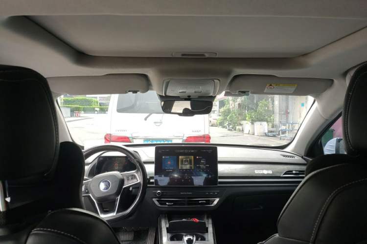 Used BYD Qin Pro New Energy 2018 DM 1.5TI Automatic Smart Connect Elite Model Headliner