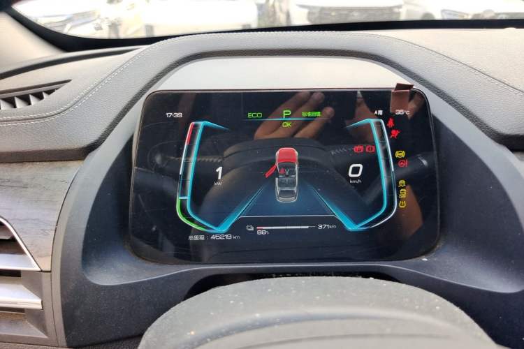 Used BYD Qin Pro New Energy 2018 EV500 Smart Connect Elite Model Instrument Cluster