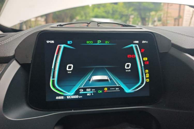 Used BYD Qin Pro New Energy 2018 DM 1.5TI Automatic Smart Connect Elite Model Instrument Cluster