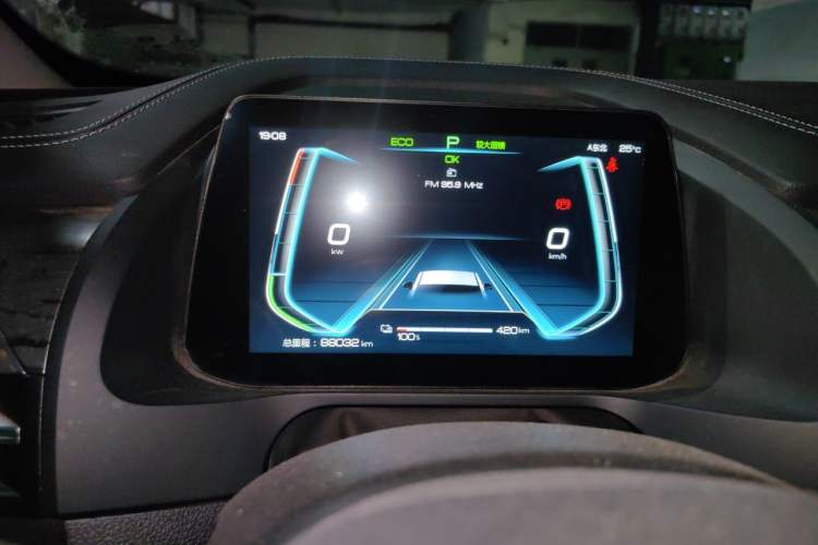 Used BYD Qin Pro New Energy 2018 EV500 Smart Connect Elite Model Instrument Cluster